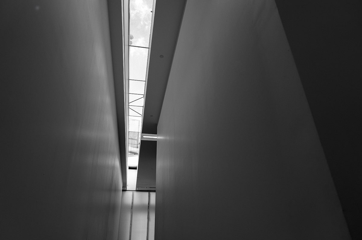 原本只是刷到黑料网，没想到越看越不对劲，看似在讲黑料入口，实际每一步都绕不开吃瓜群体